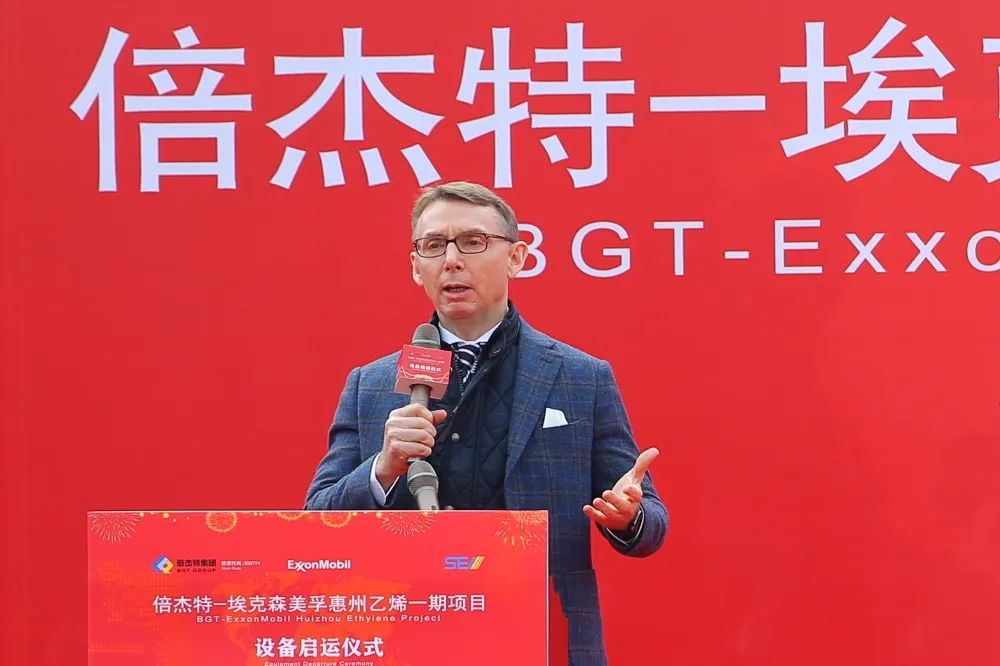 精诚合作 携试祠航--？松梨谖靼惨蚁┮黄谙钅可璞钙粼说淅裨猜晒Γ